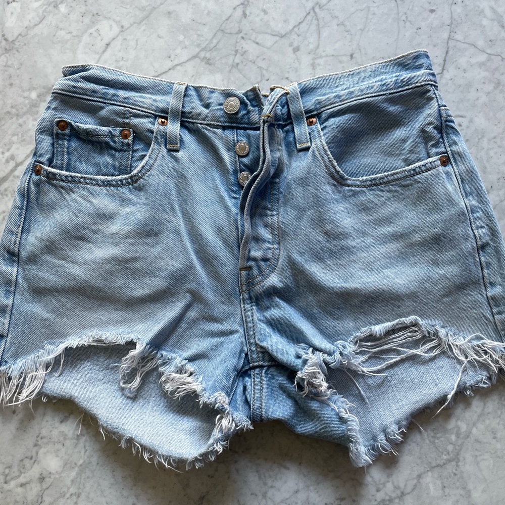Levi’s 501 shorts